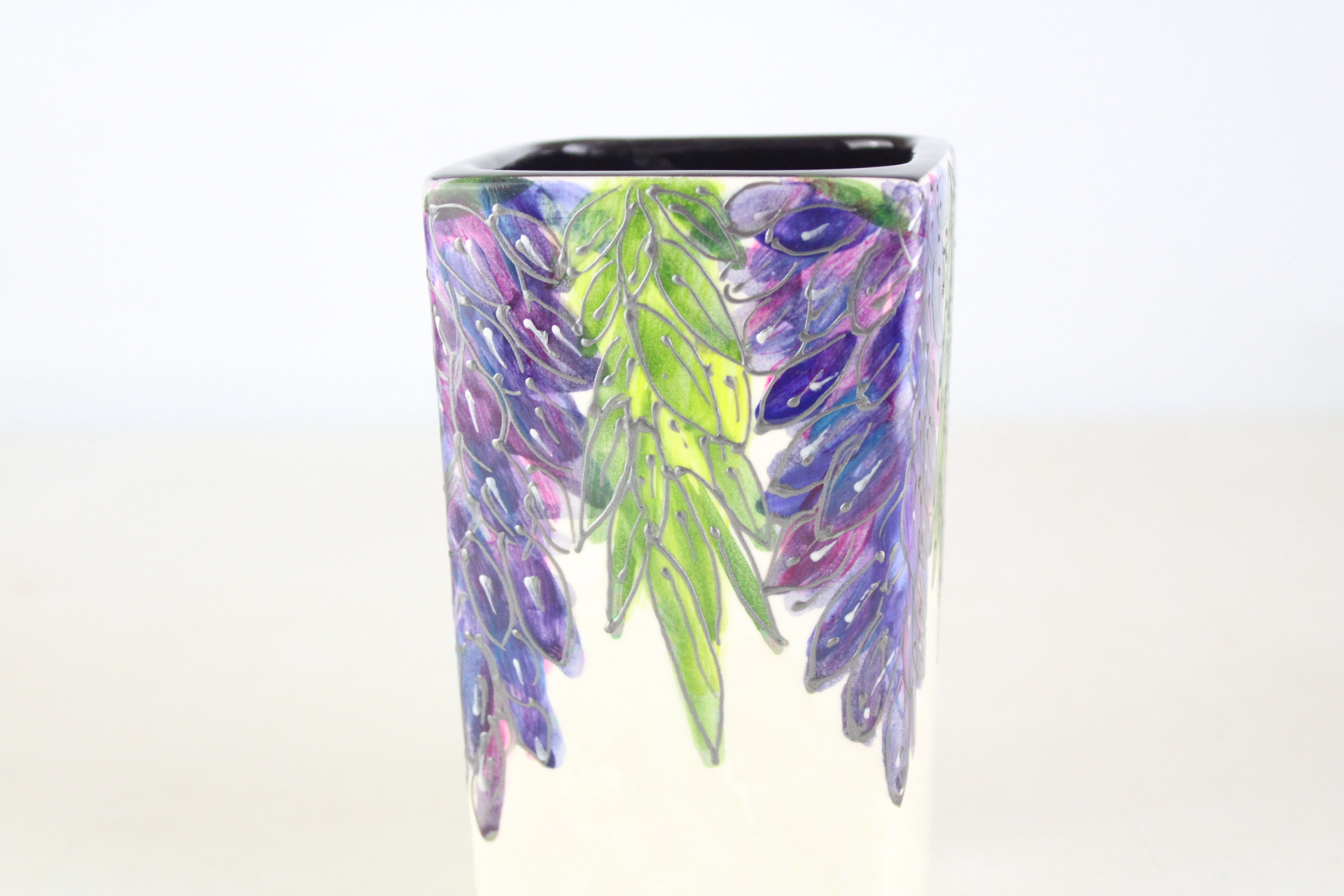 Anita Harris sqaure vase wisteria pattern signed in gold