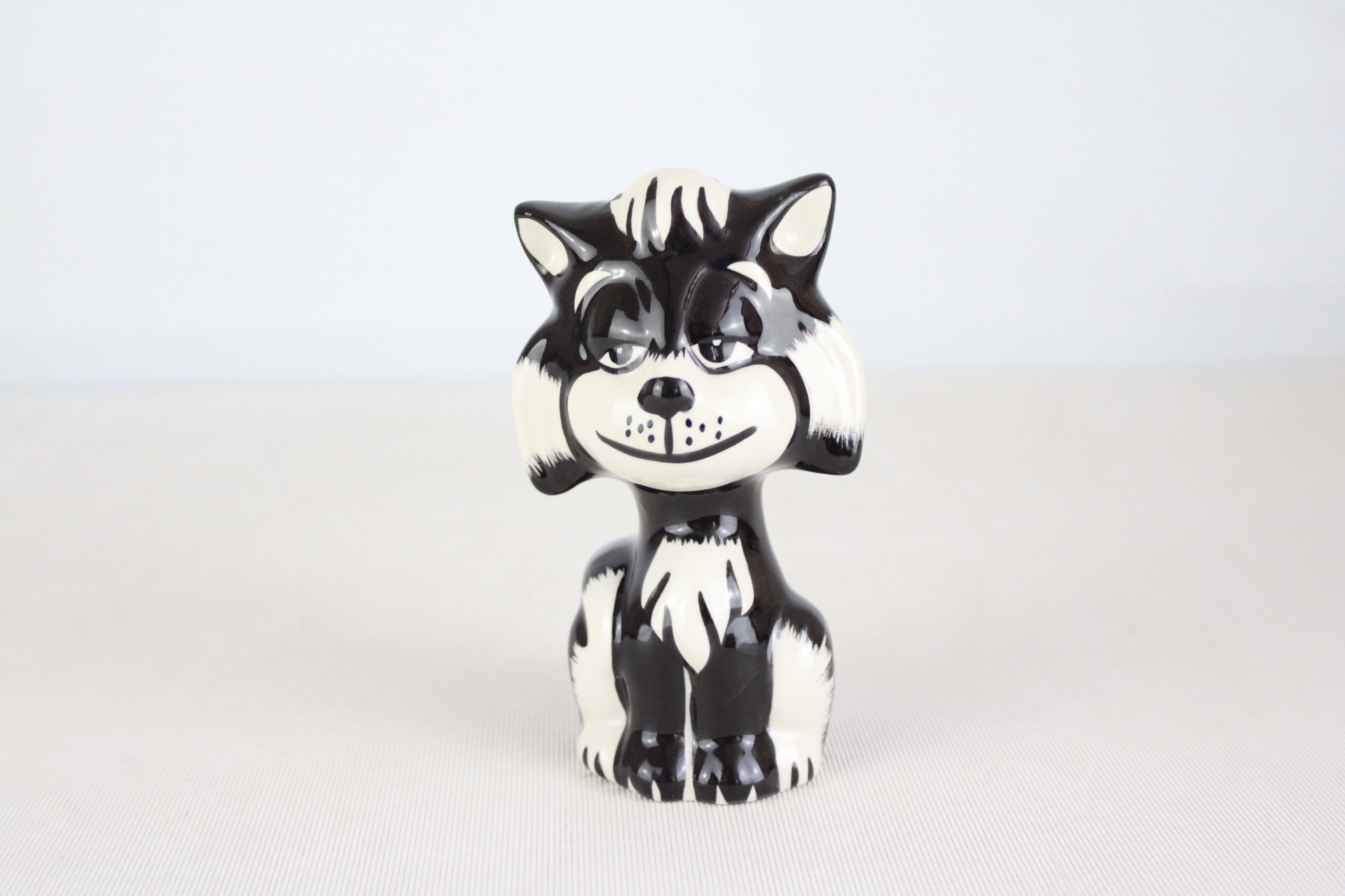 Lorna Bailey cat Doza