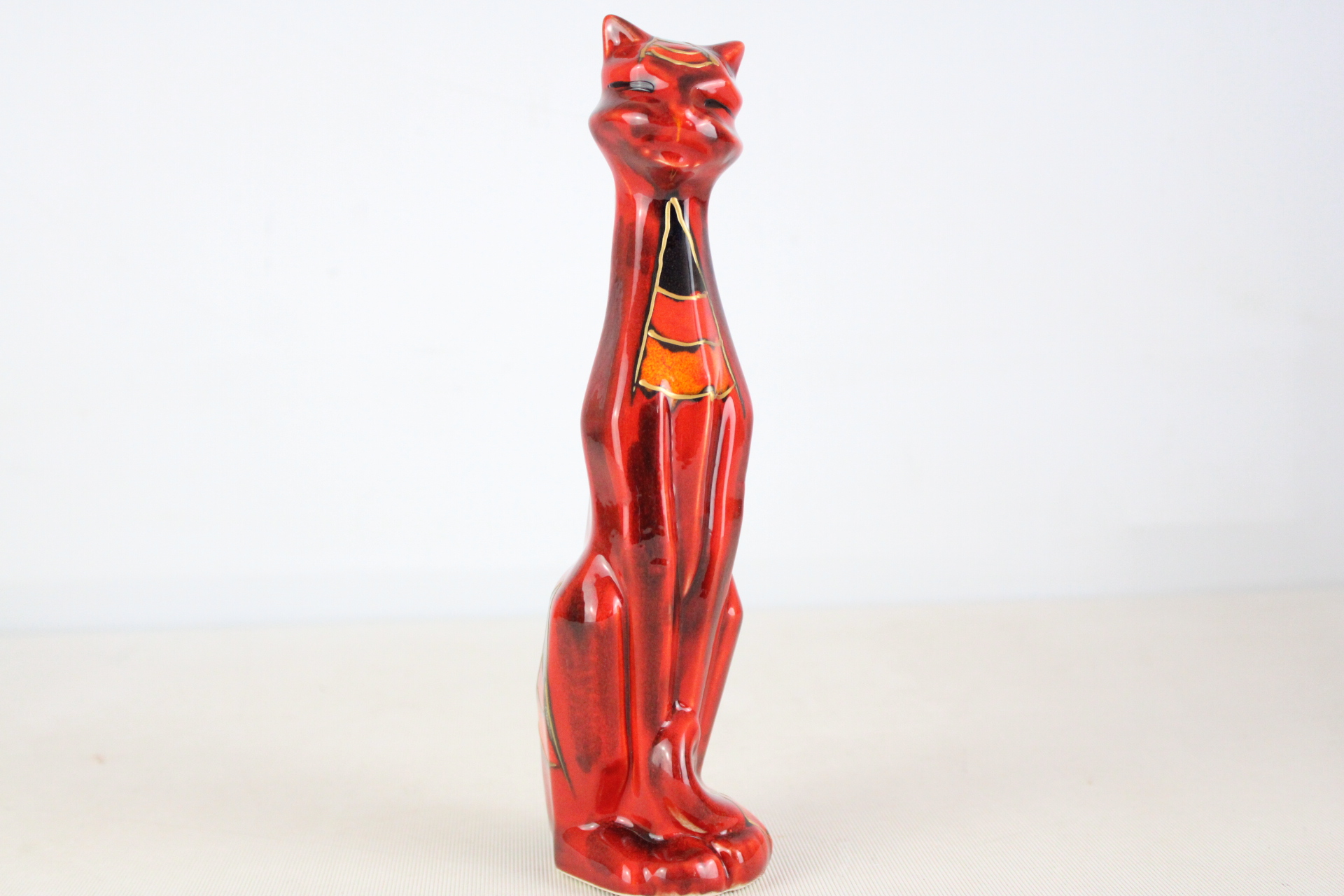 Anita Harris deco cat signed in gold