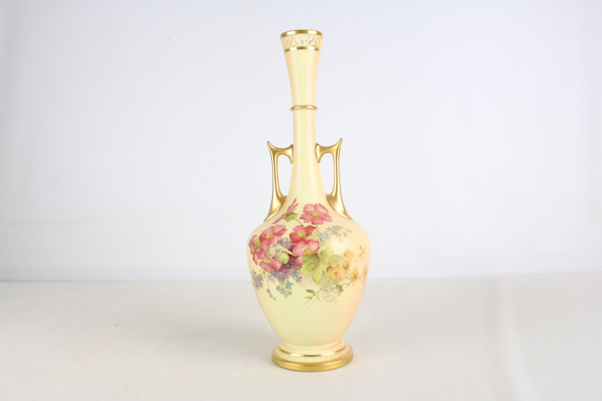 Royal Worcester Blush Ivory Porcelain Twin-Handled Vase Shape 850 1902