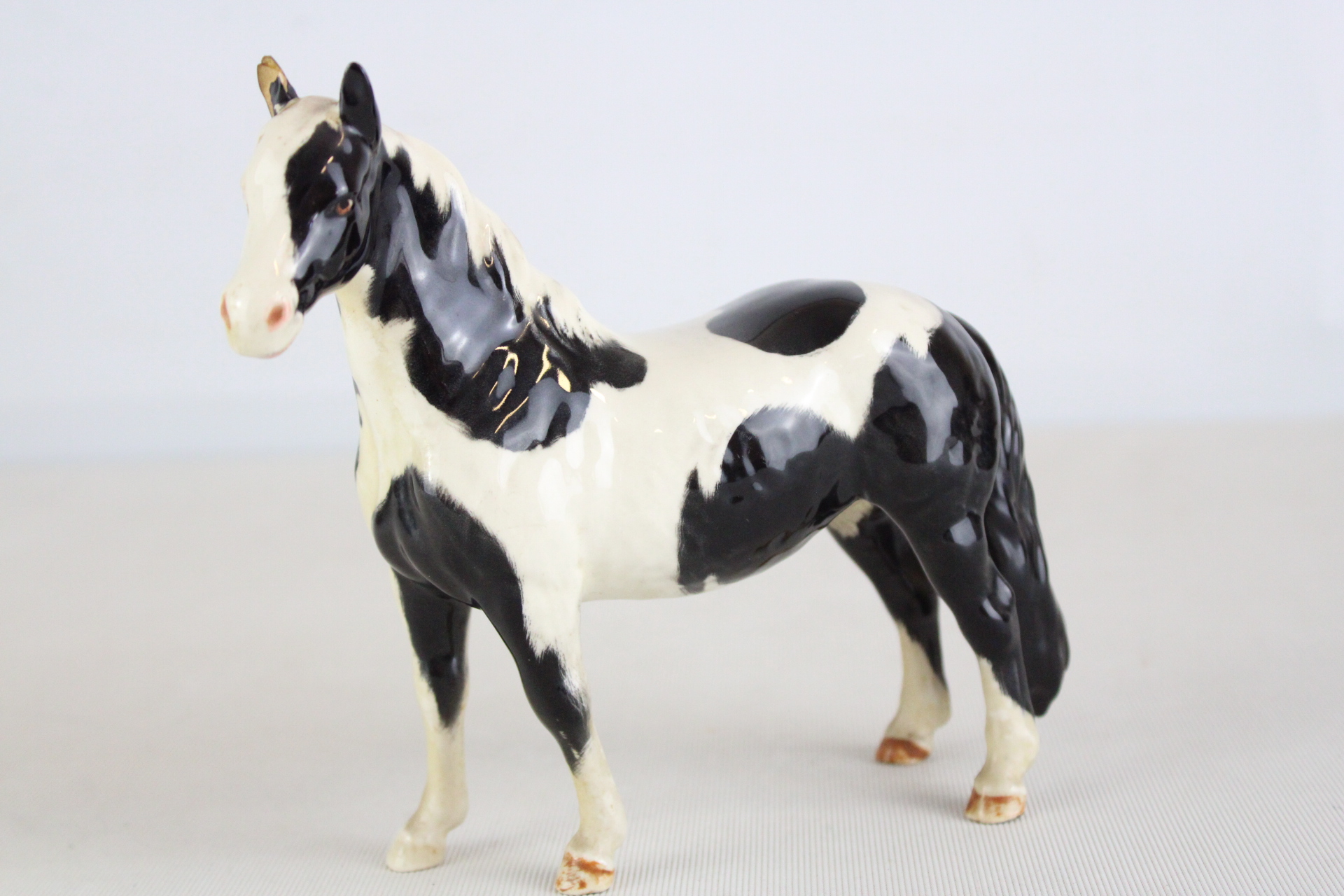 Beswick Pinto Pony Ceramic Figurine Model 1373 -Ear A.F