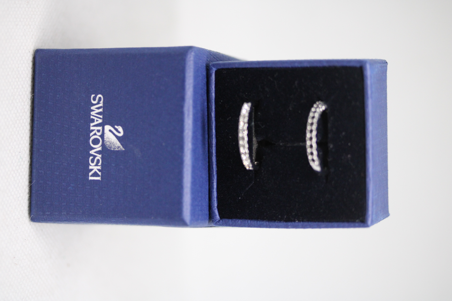 2x Boxed Swarovski rings