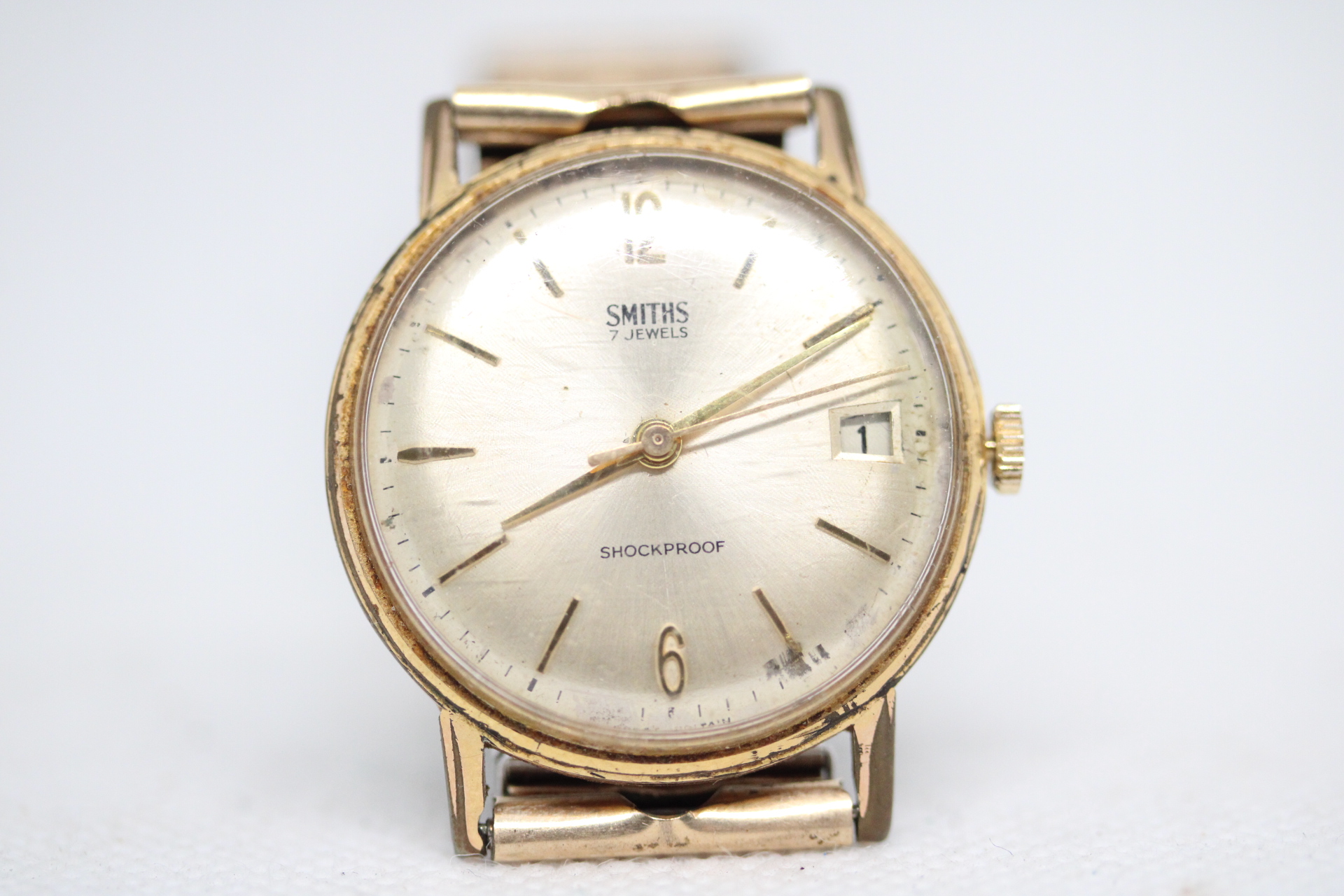 Gents Gold Plated Smiths Hand Wind Watch.