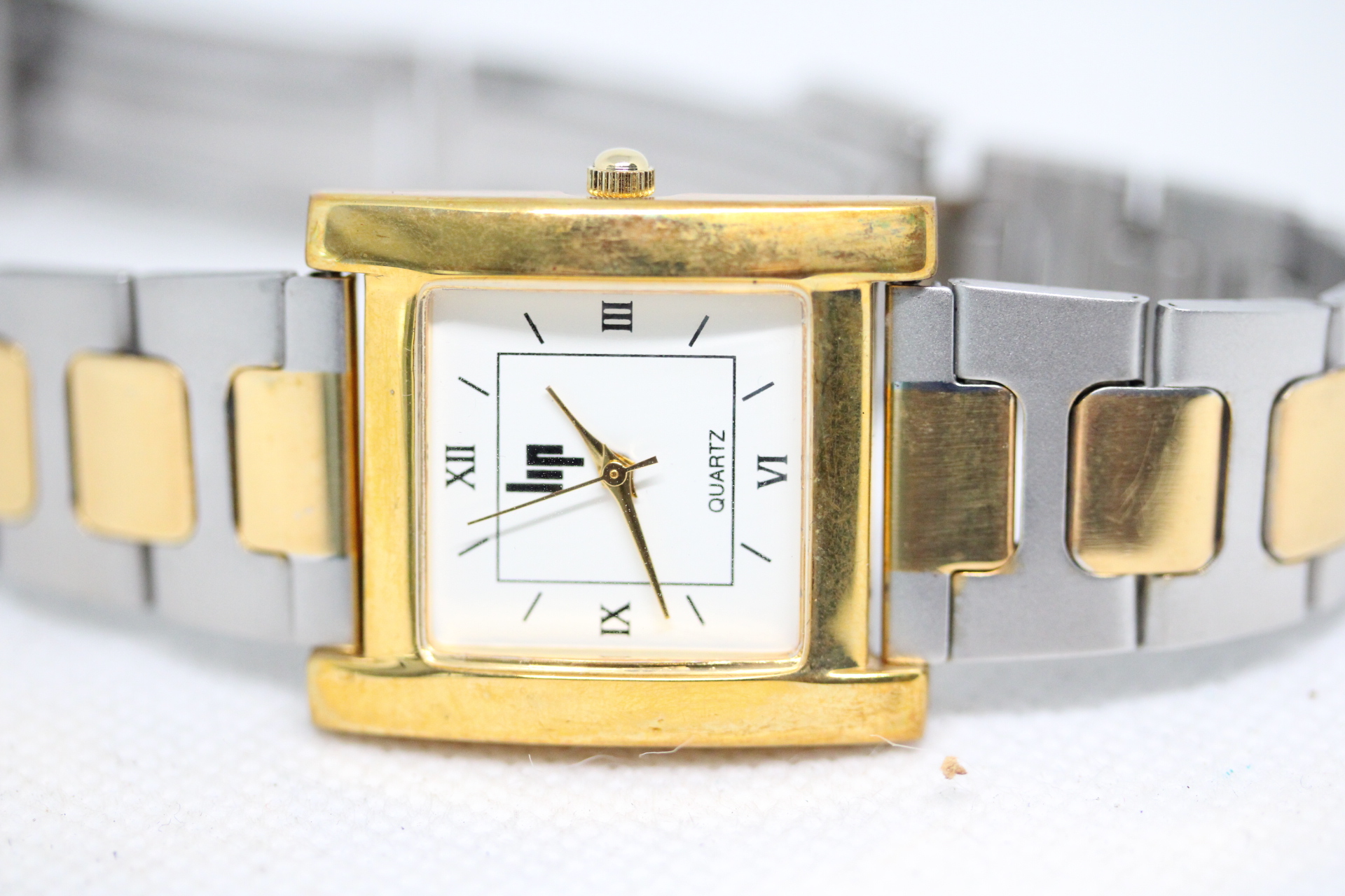 Gents Lucian Picard LP Quartz Watch in Box.