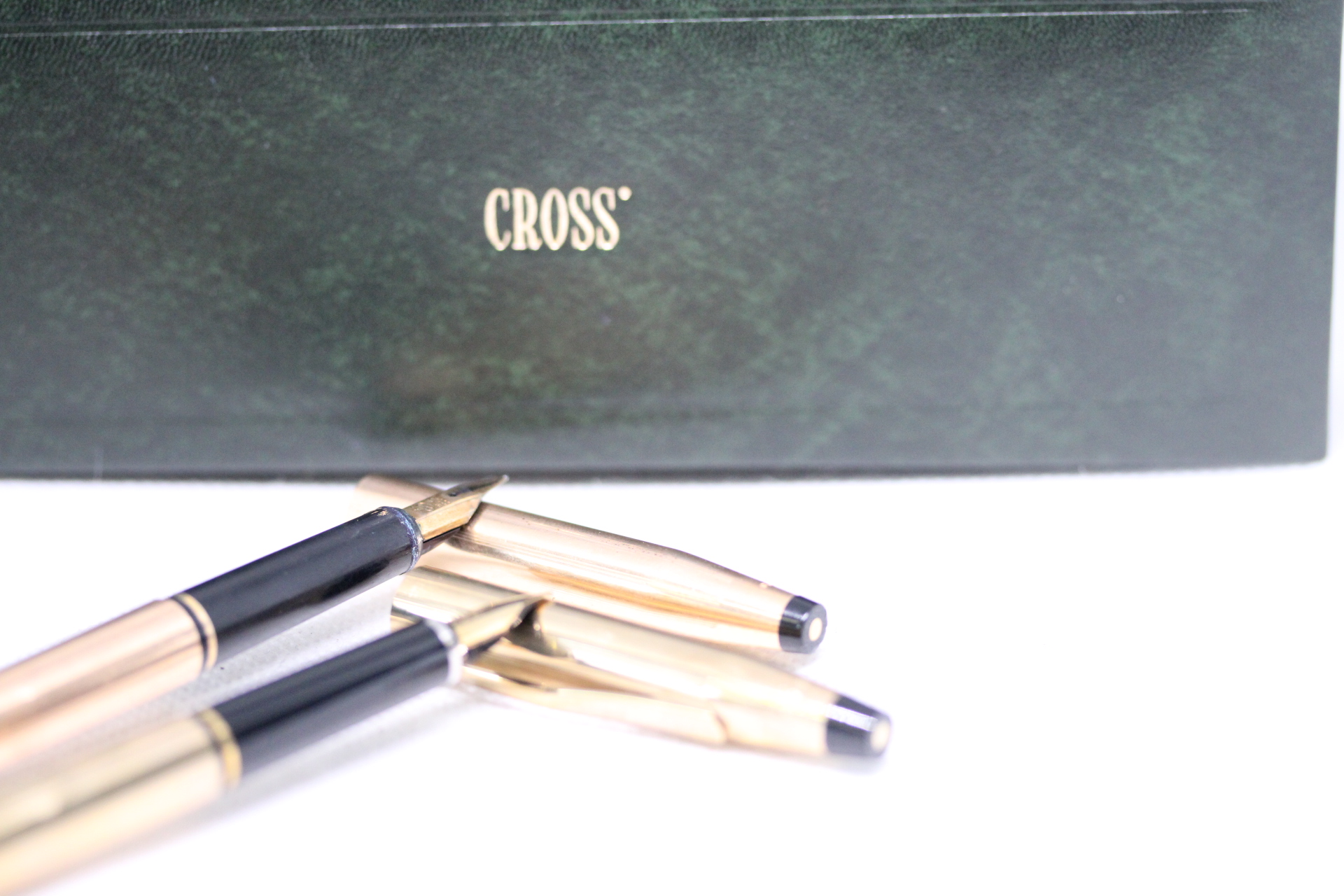 Cased set of Cross fountain pens with 14ct Gold nibs -  each case 1/20 14ct rolled gold with the original box