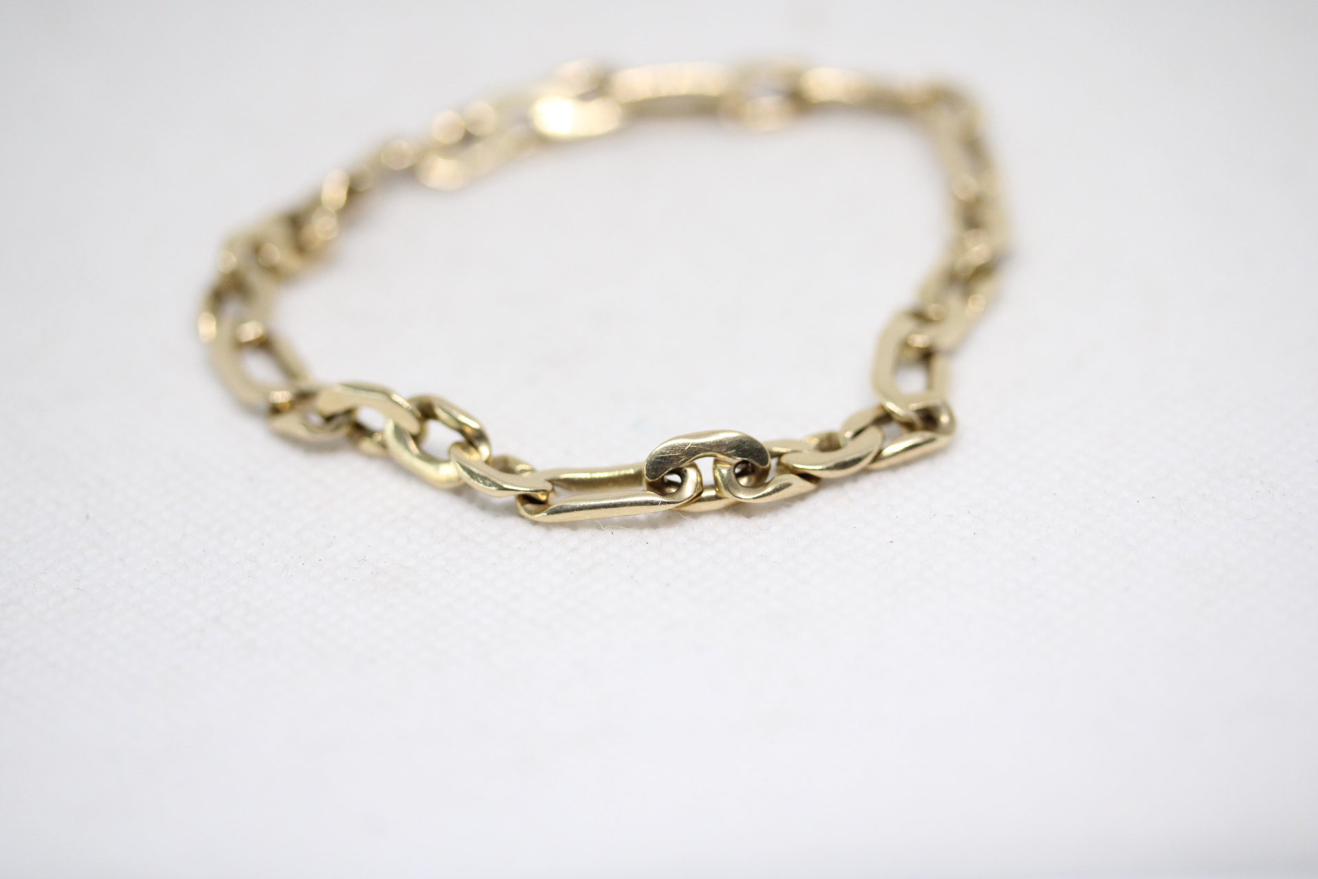 14ct Gold bracelet Weight 21.6g Length 21 cm
