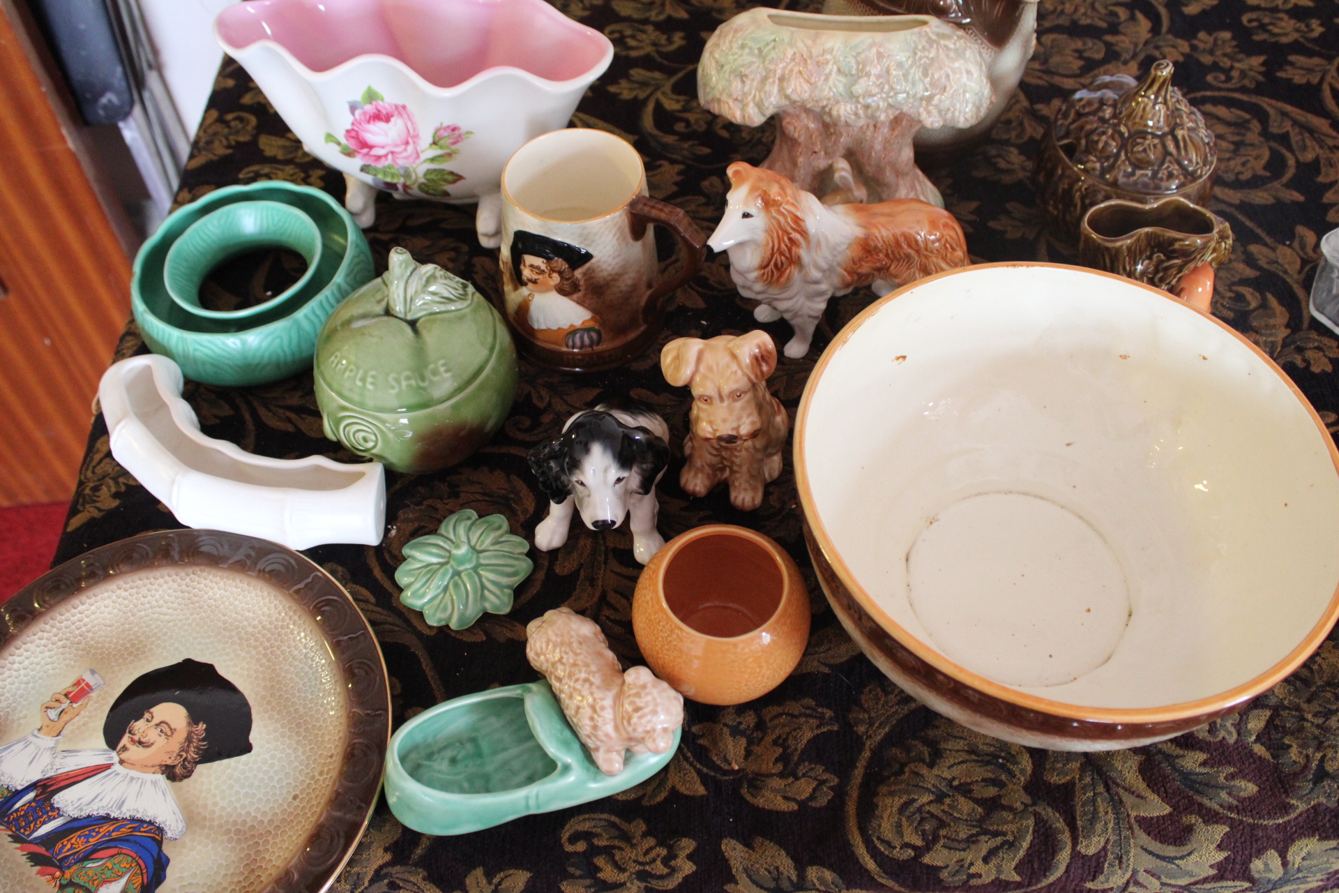 A Collection of Vintage Earthenware and Porcelain Decorative Items and Kitchenware