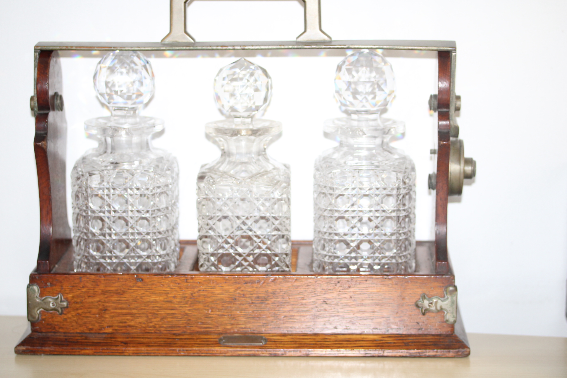 3 Decanter Tantalus - some chips to decanters