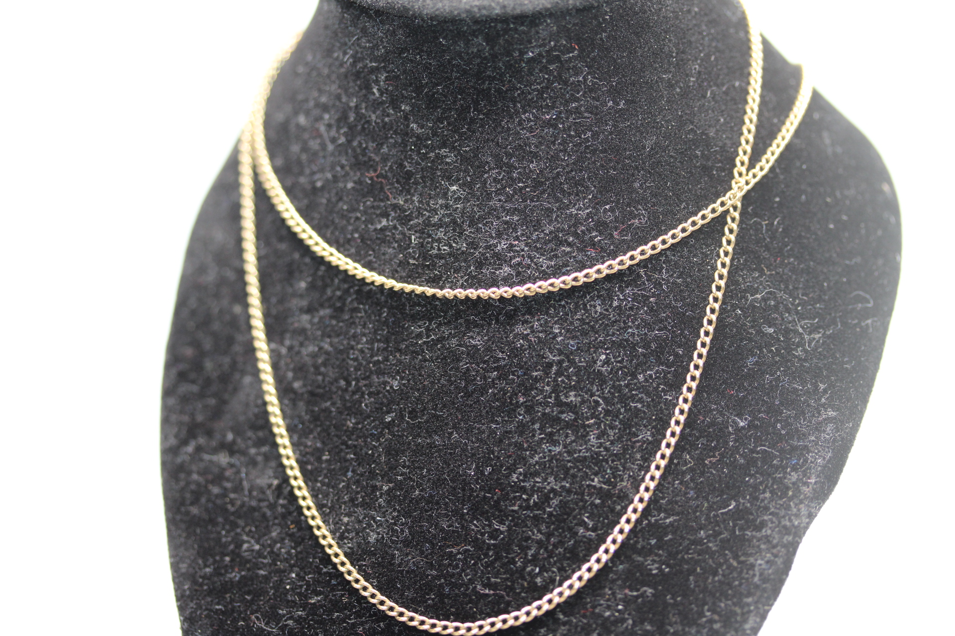 9ct Gold chain Weight 3.3g