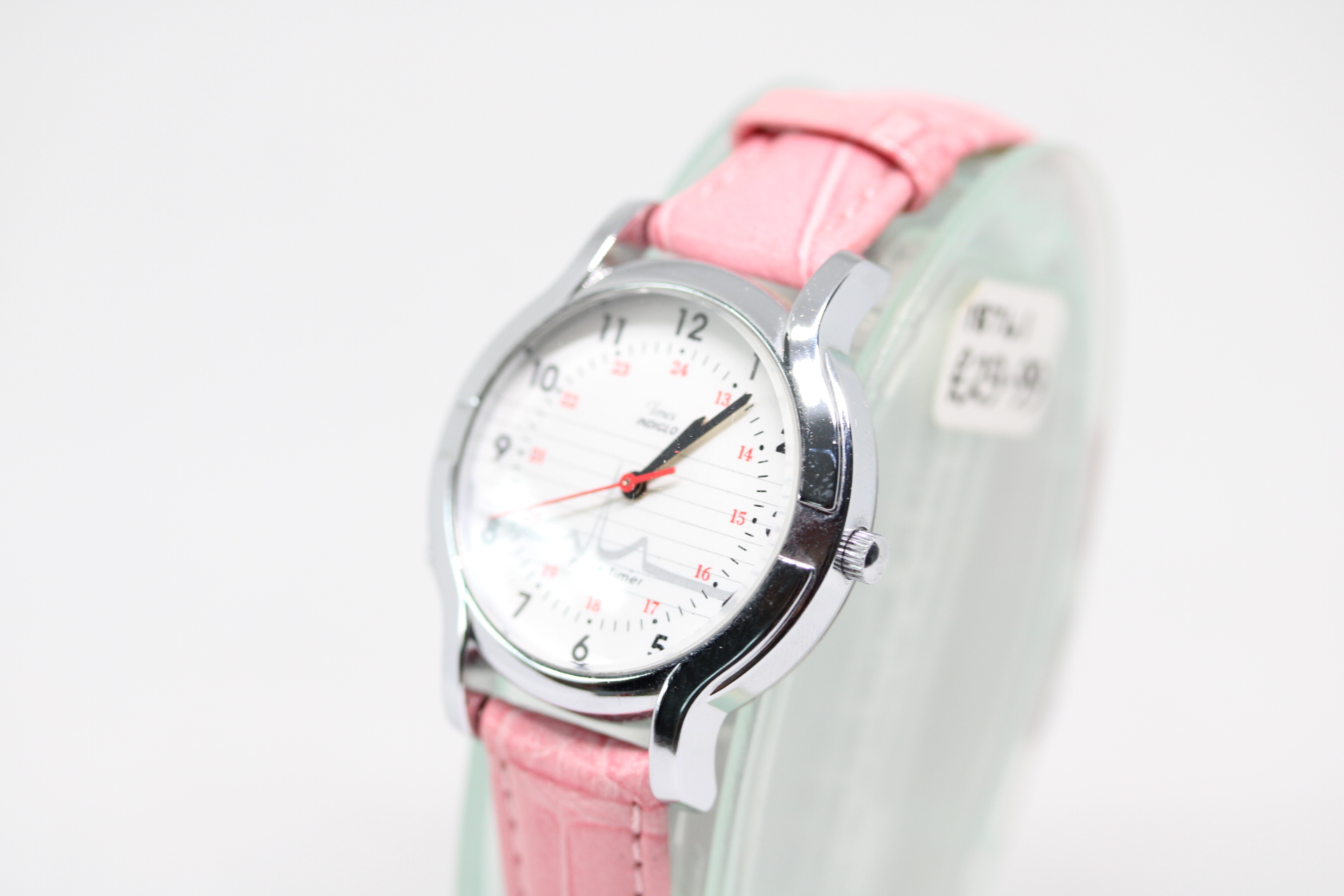 Ladies Timex Indiglo Quartz Watch in Box.
