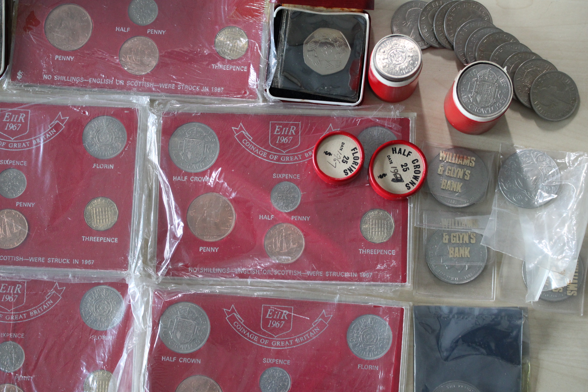 Collection of Britian coinage to include full sleeves of mint 2 shillings & half crowns