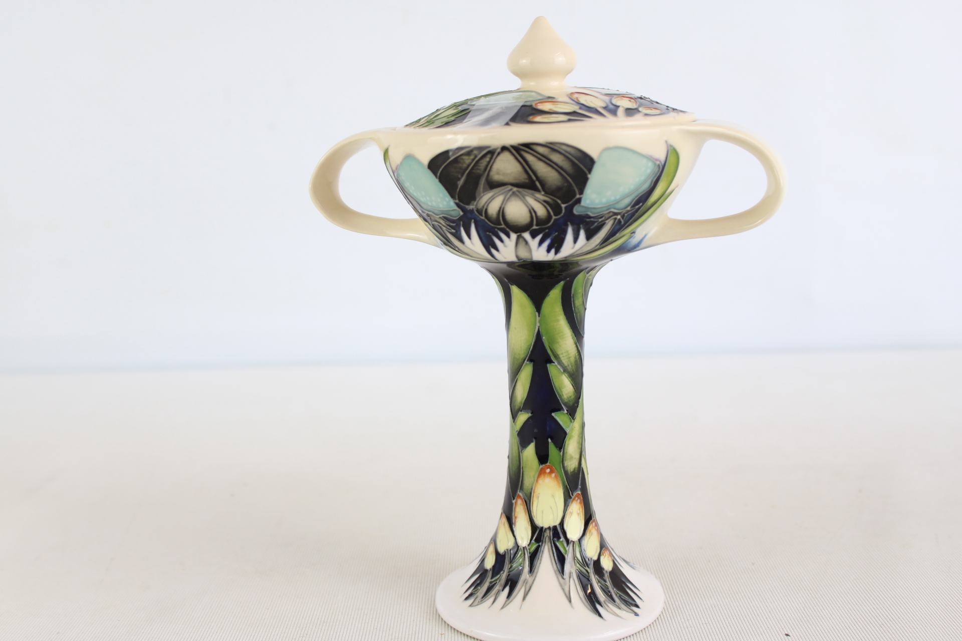 Moorcroft 9'' summer indigo lace bondonniere lidded chalice trial