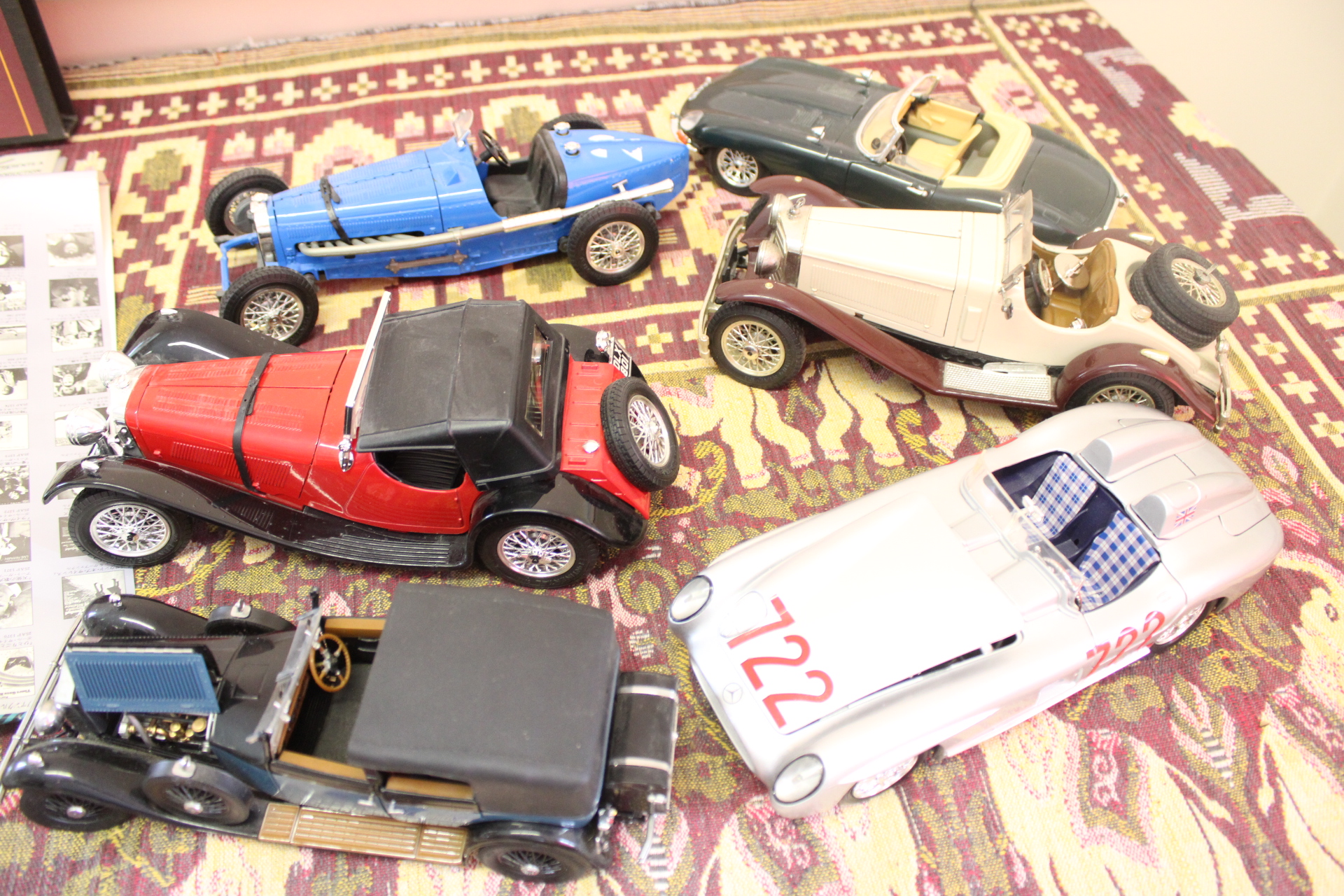 A Collection of Six Bburago Die-Cast Model Cars