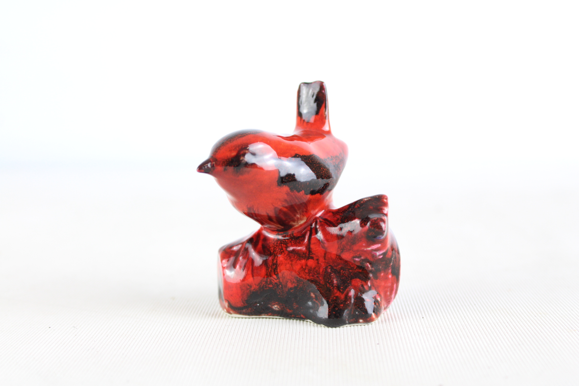 Anita Harris small bird wren signed in gold