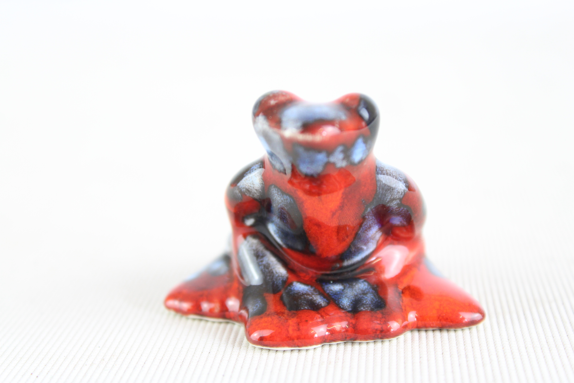 Anita Harris small frog