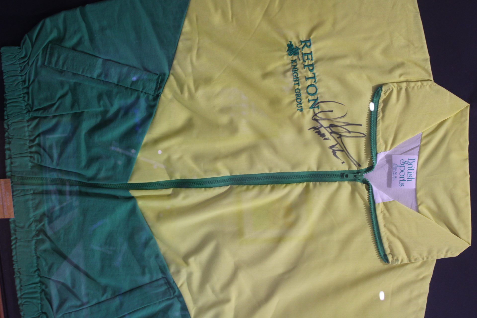 Signed Amir Khan Repton Boxing Club Commonwealth Lightweight Champion Display Jacket