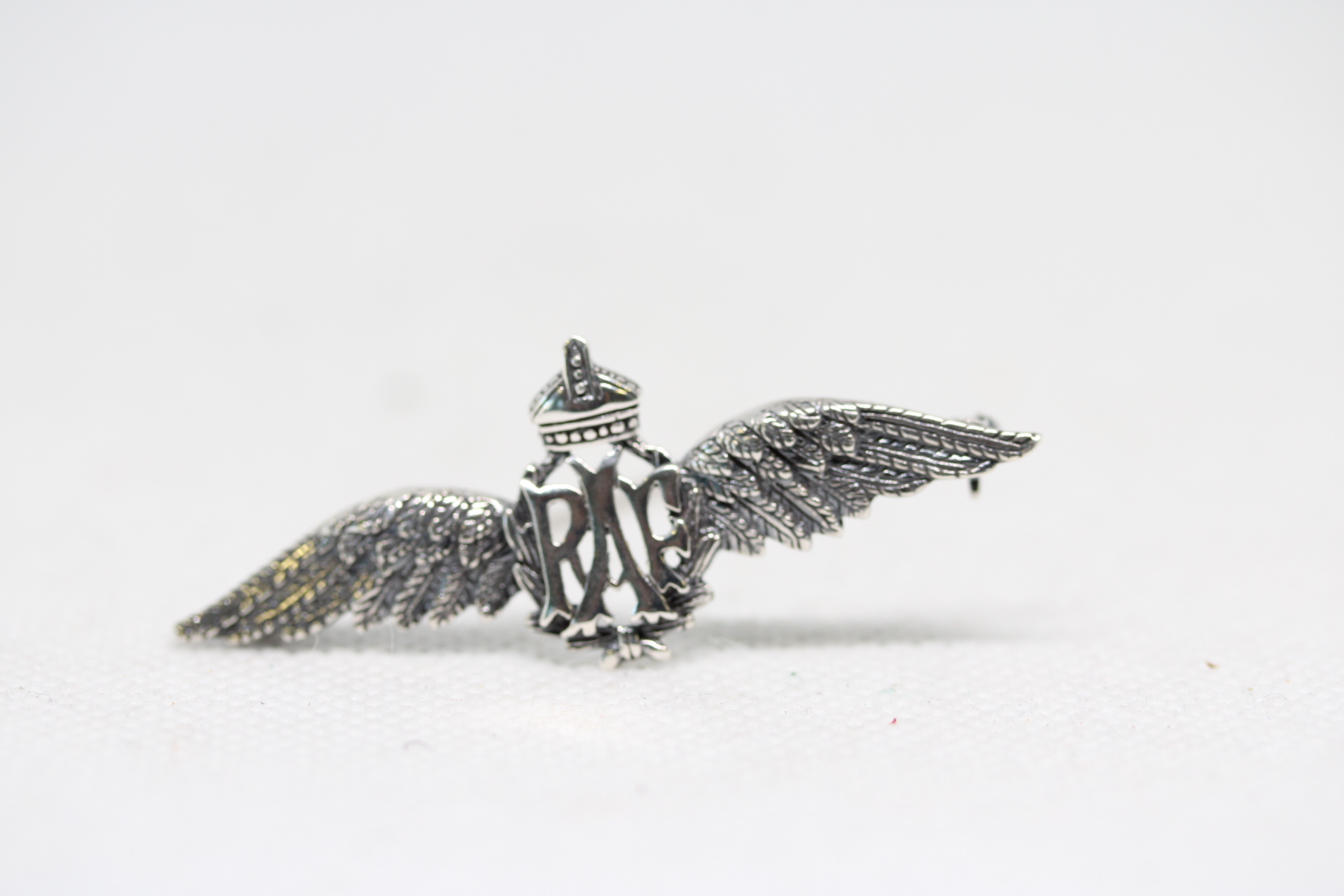 Silver RAF pin brooch