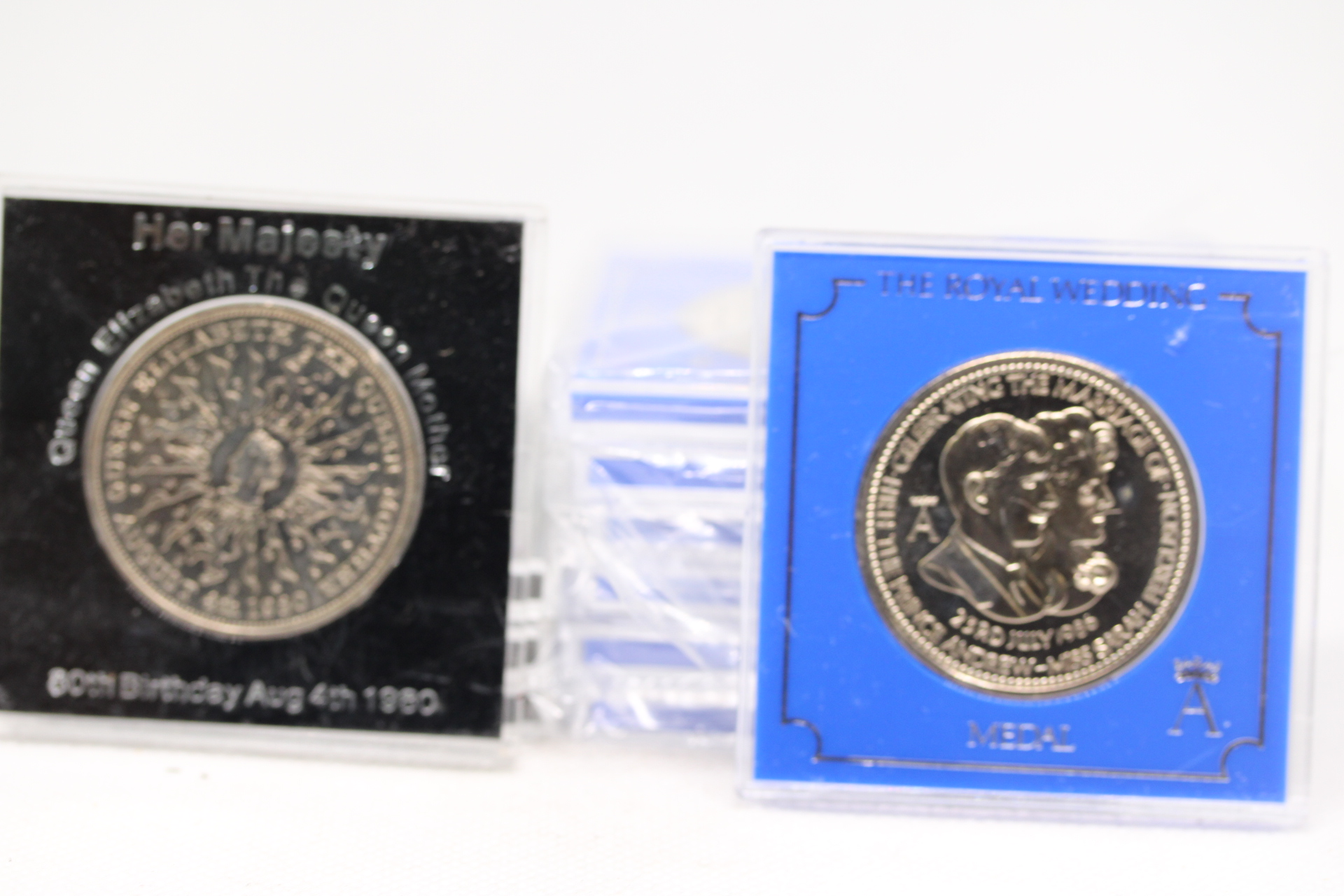 4x Her majesty queen Elizabeth the queen mother 80th birthday medals & 6 Royal wedding medals