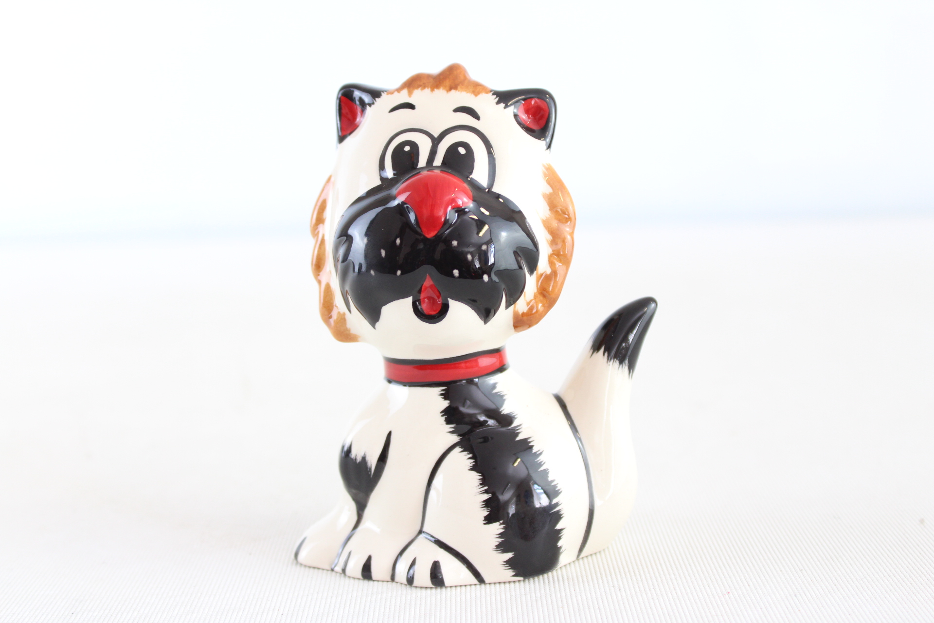 Lorna Bailey cat Ethan signed in red