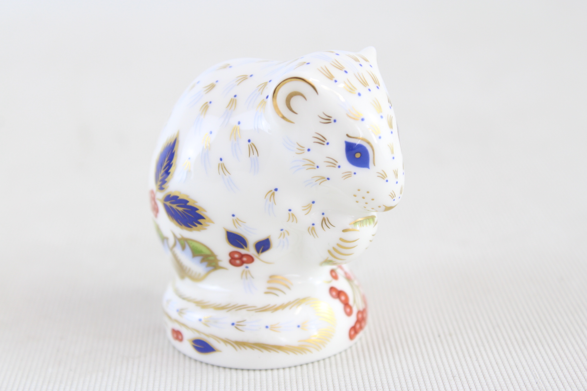 Royal crown derby dormouse with gold stopper