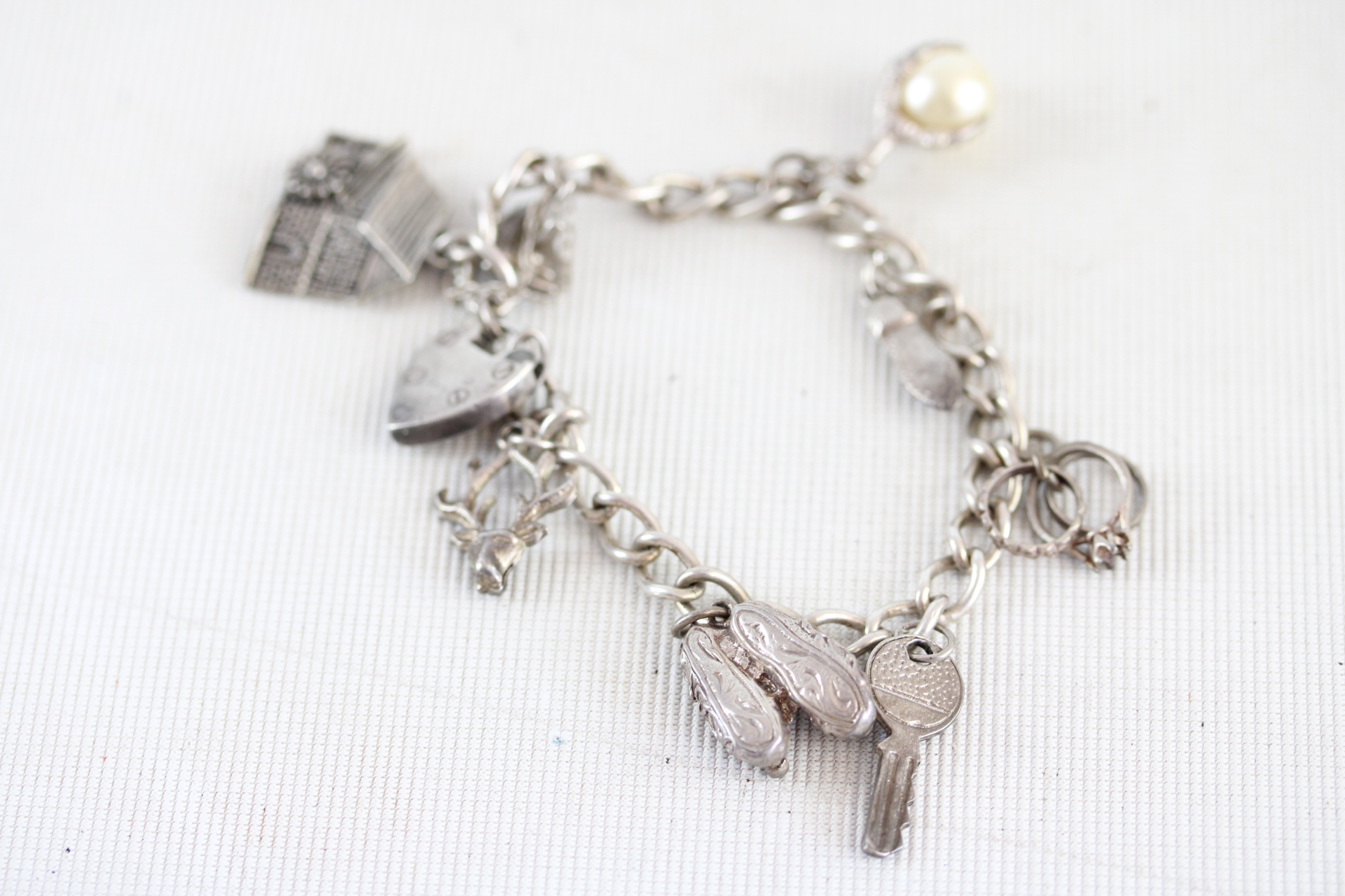 Silver charm bracelet 30g