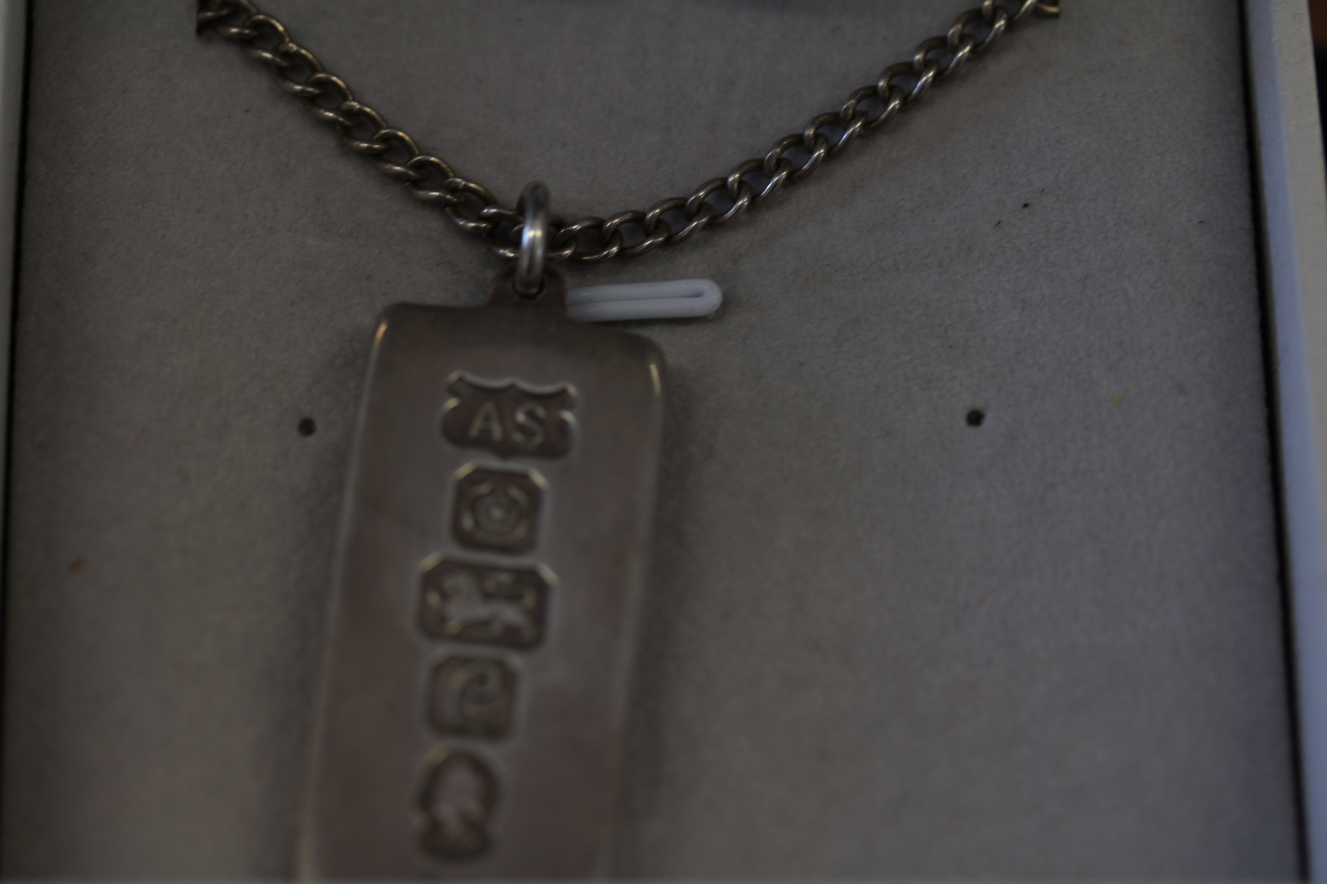 Boxed silver ingot Sheffield necklace 46g
