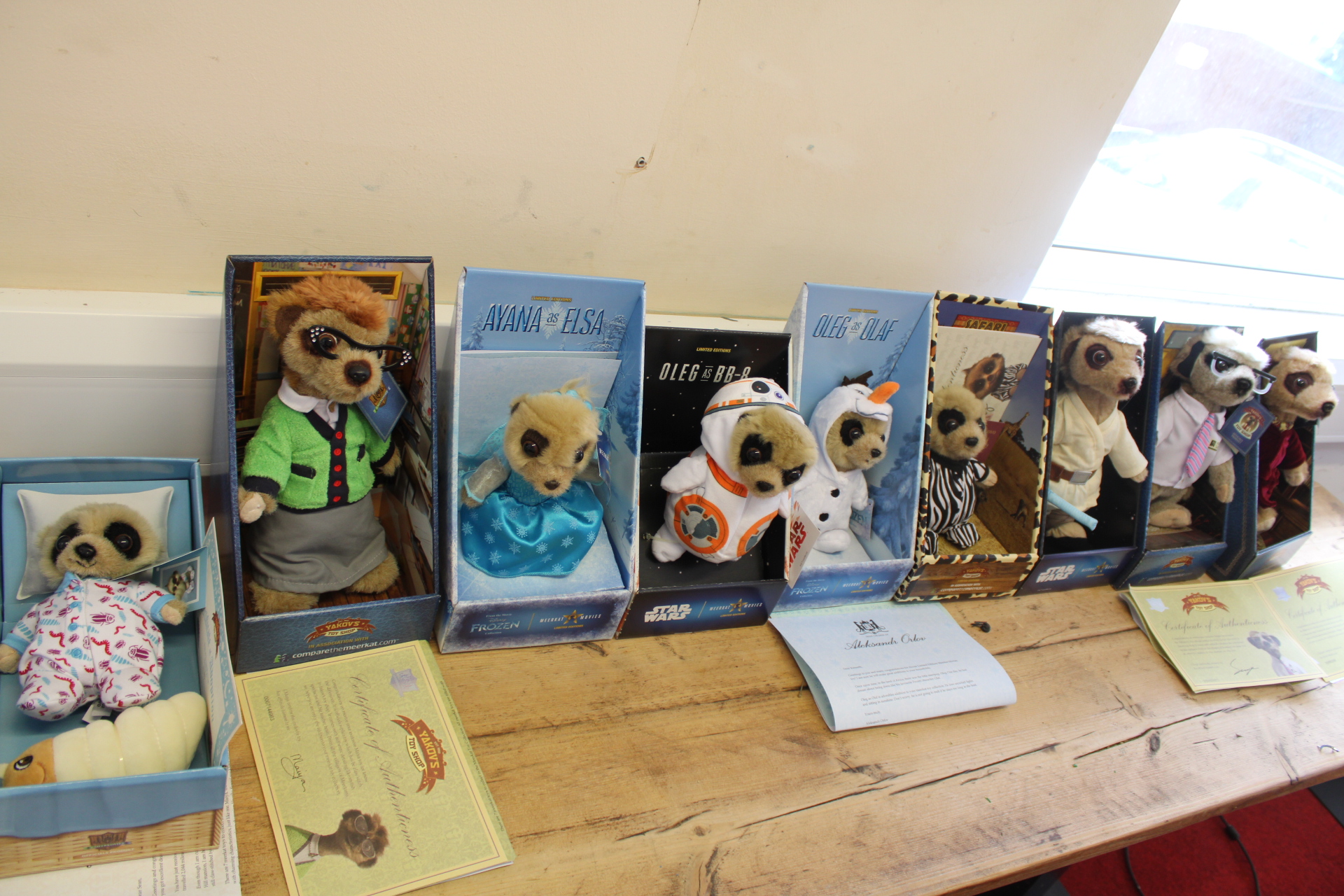 Nine Compare the Market Yakovs Toy Shop Meerkat Advertising Collectibles
