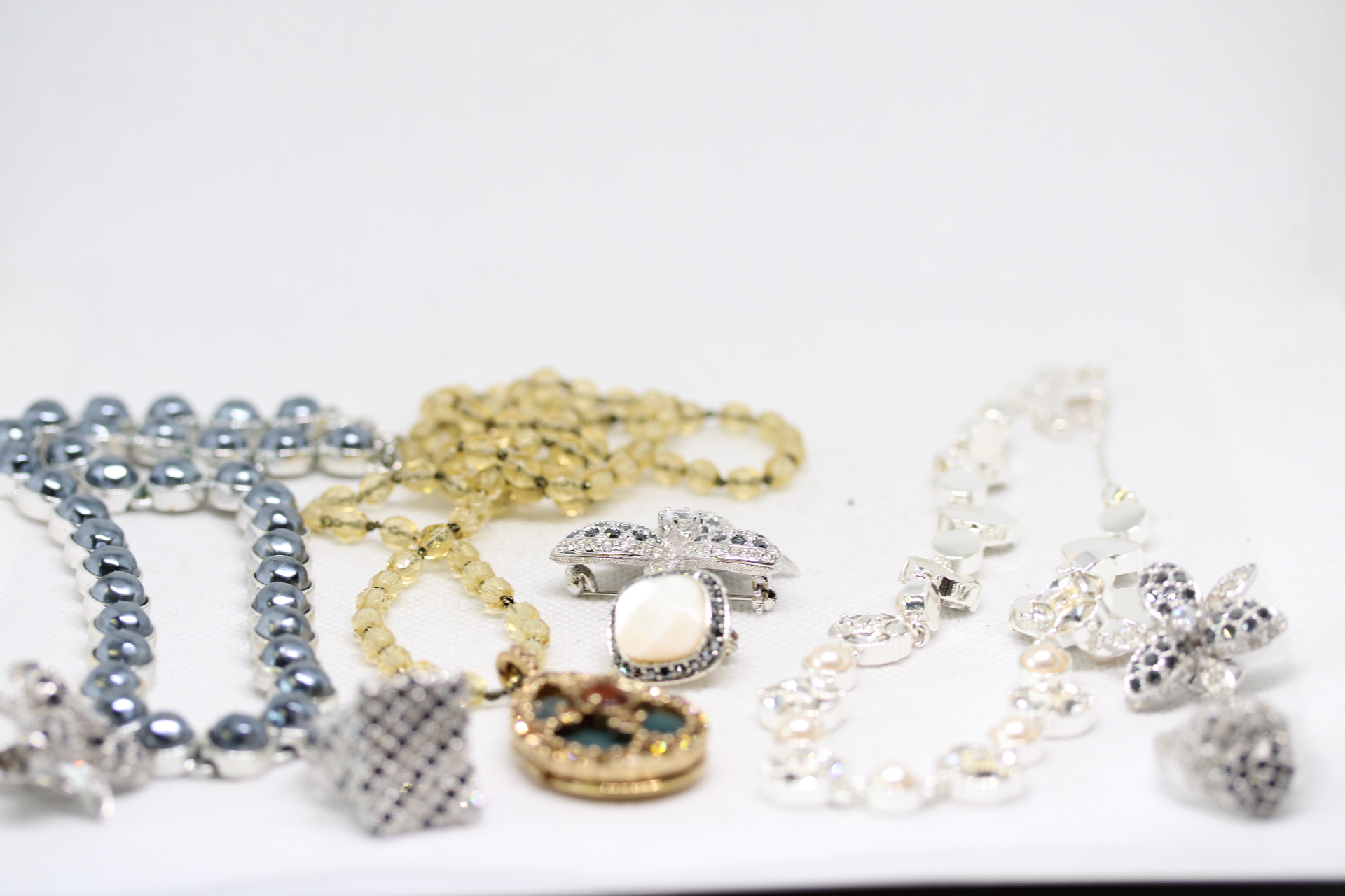 Collection of costume jewellery