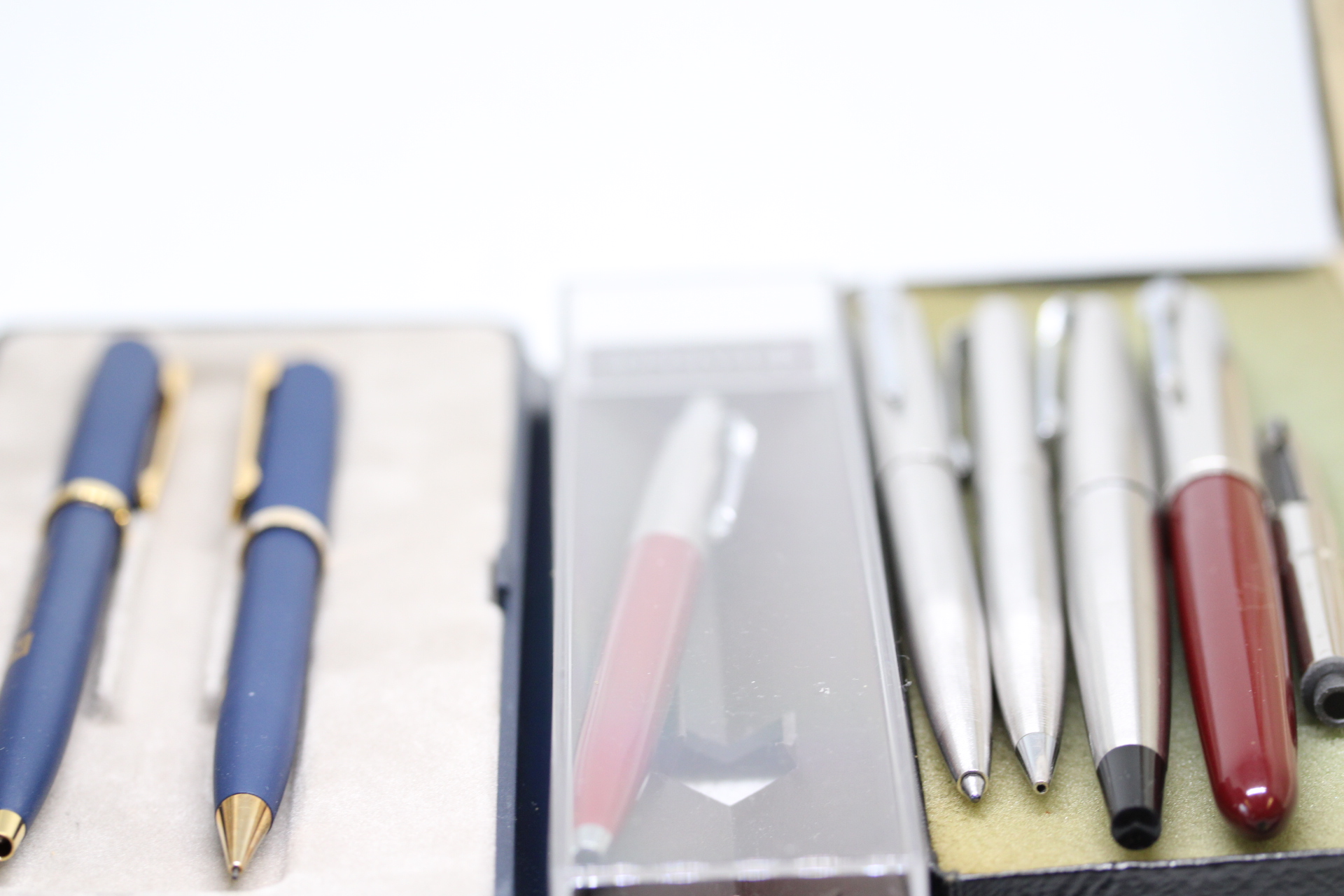 Collection of Parker pens & 2 others