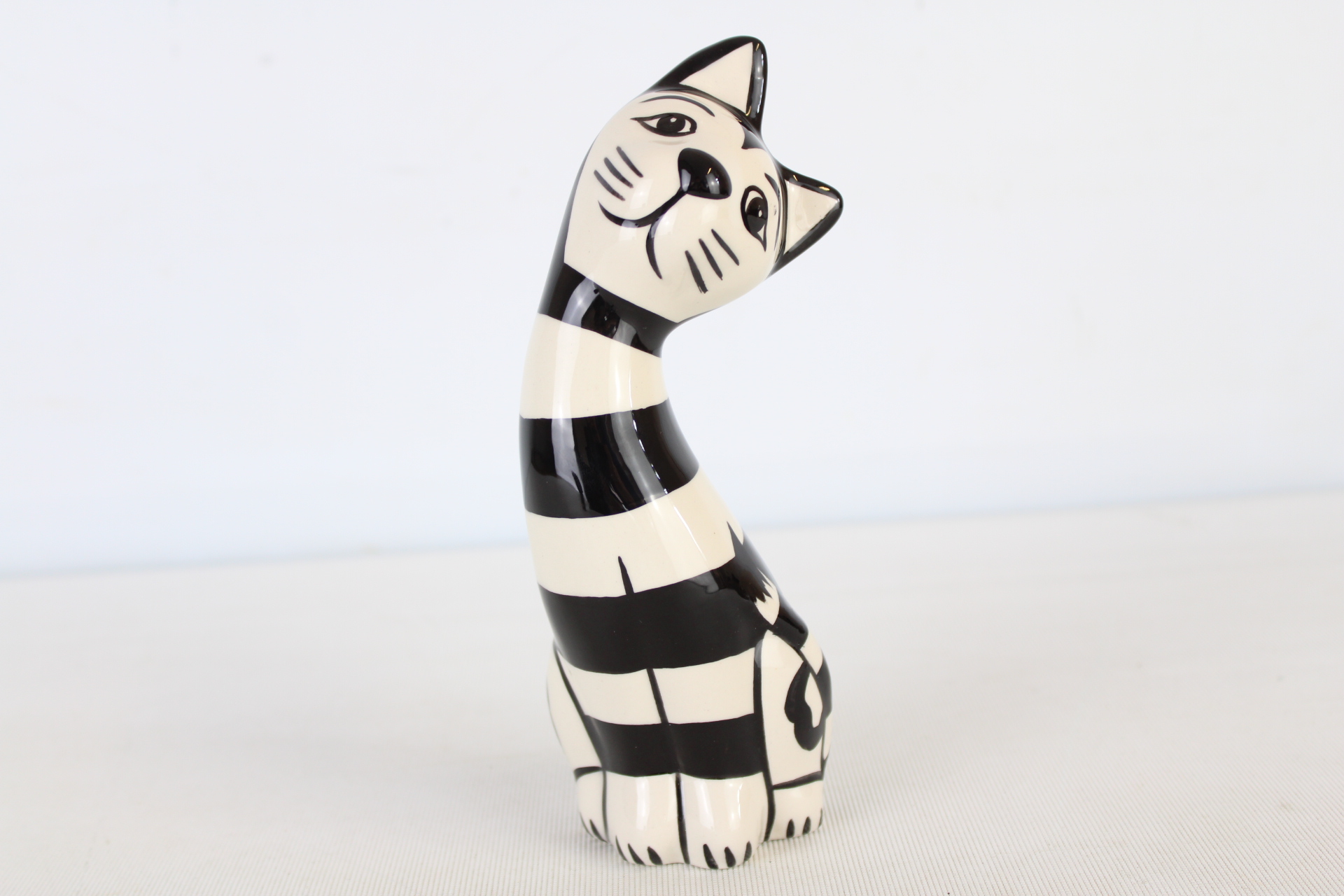Lorna Bailey cat humbug
