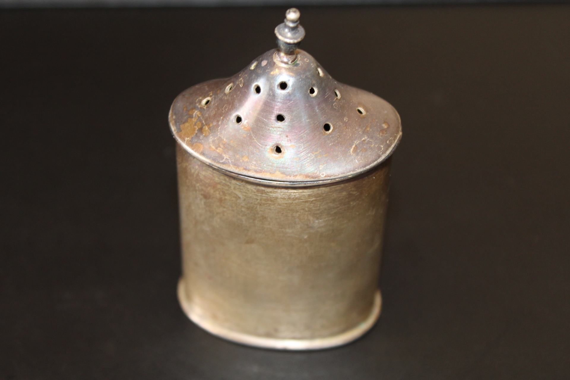 Walker & Hall silver pepperette sheffield 44g