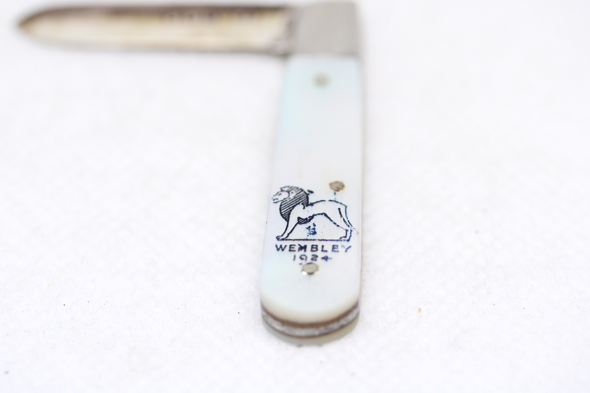 1924 British empire exhibition fruit knife mother of pearl & silver blade (Wembley 1924)