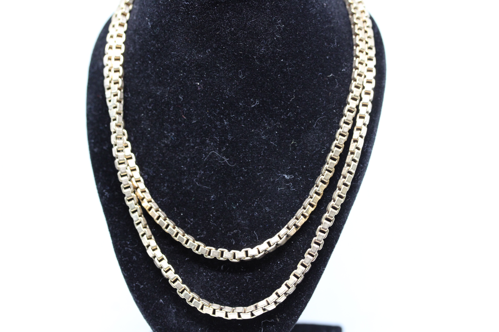 9ct Gold chain Weight 19.1g Length 62 cm
