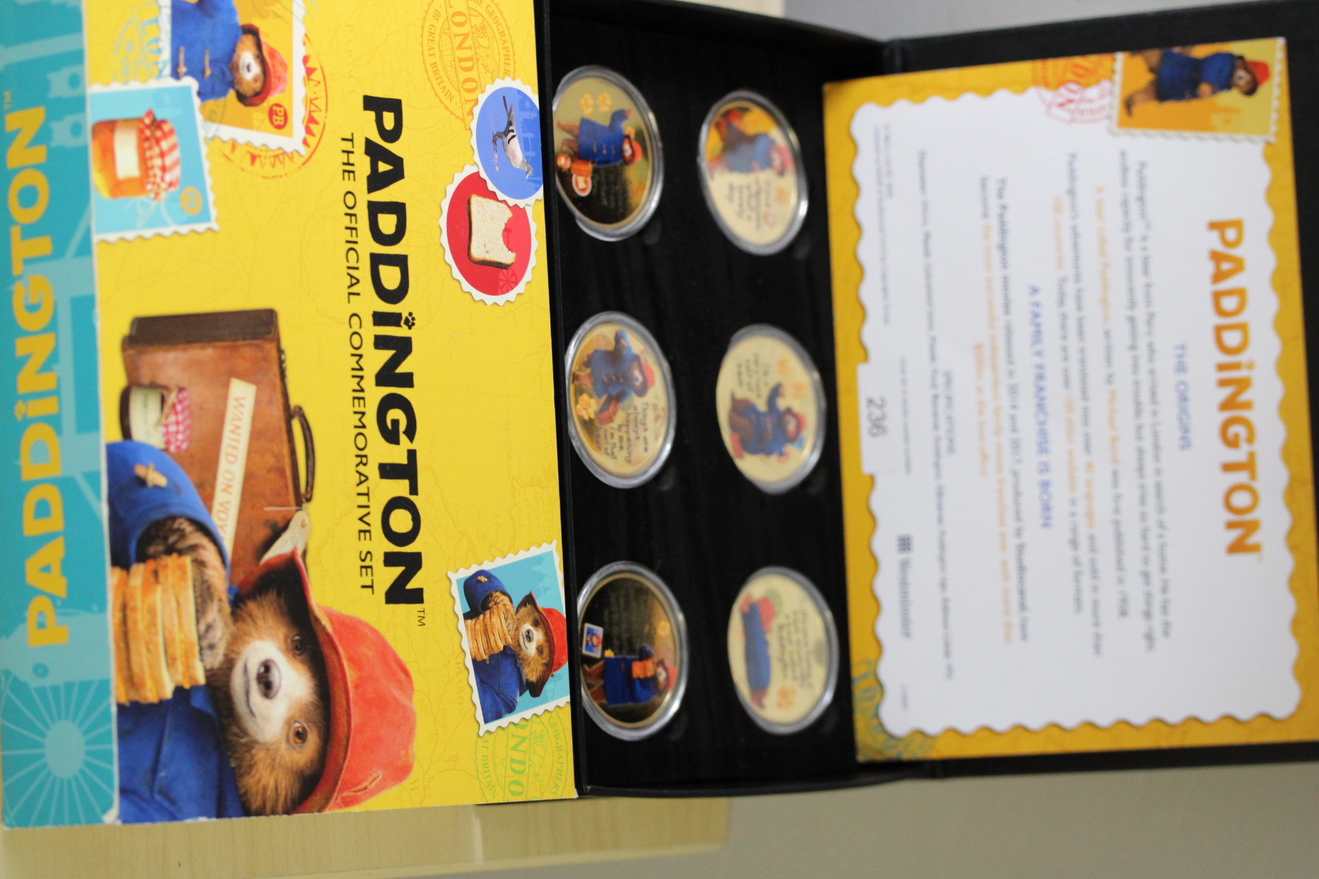 Paddington The official commemorative medal set with presentation case & cert