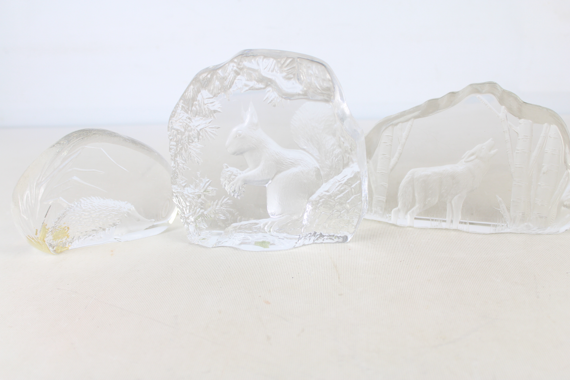 A Trio of Lead Crystal Intaglio Wildlife Sculptures - 1 A.F