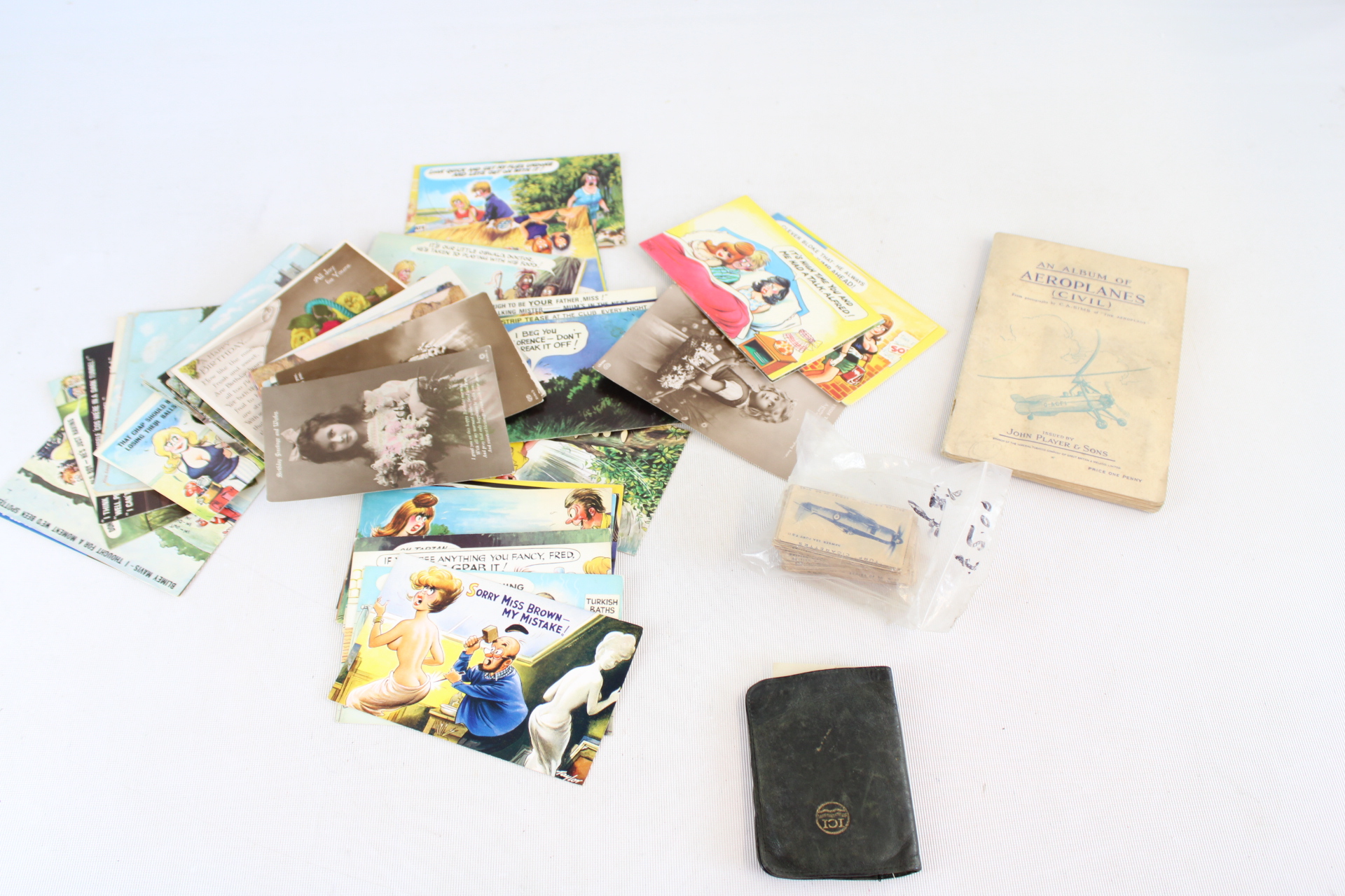 Early 20th Century Paper Aviation Album and Ephemera Collection - Booklet A.F