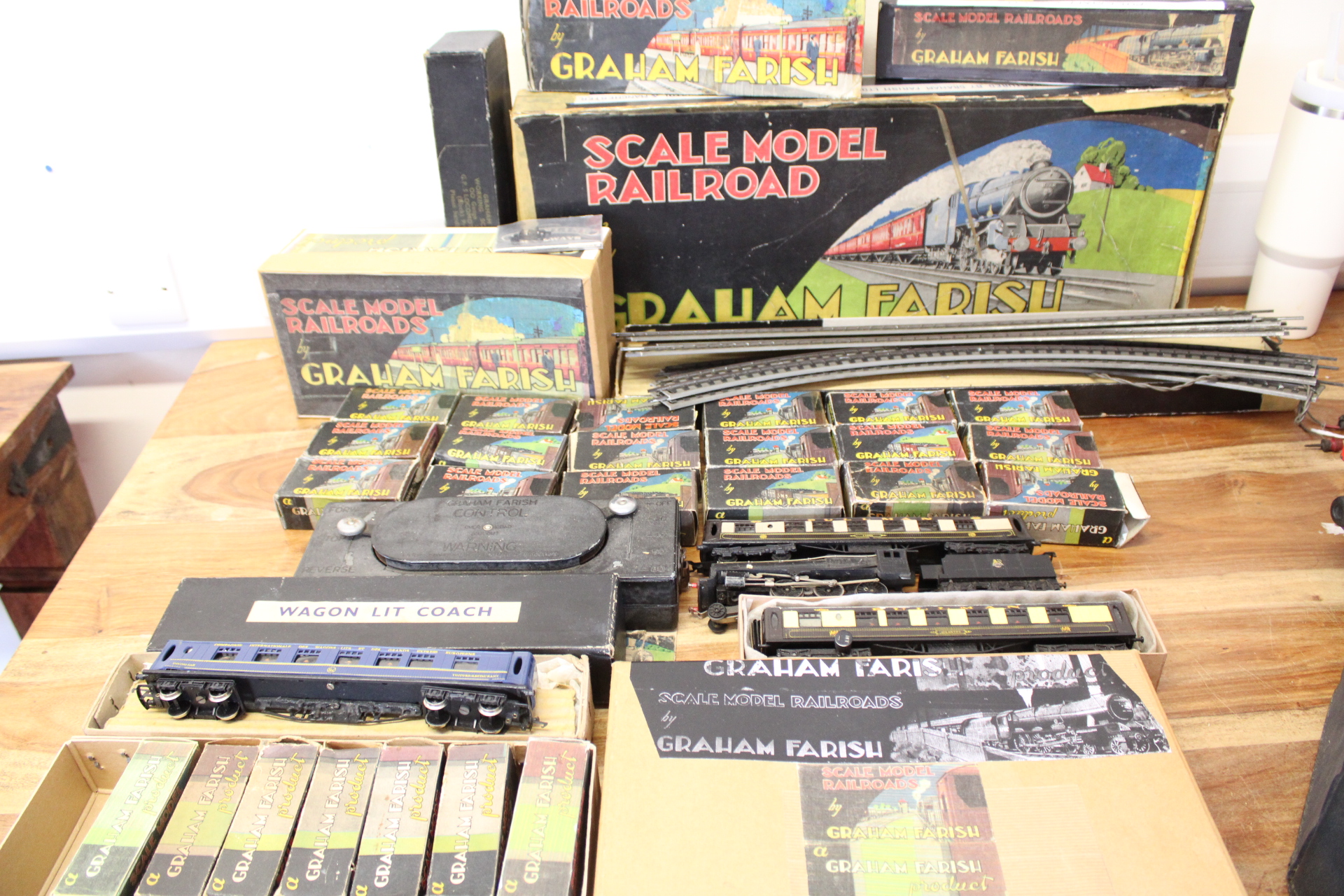 Graham Farish OO Gauge Model Railway Collection in Original Retail Box - Boxes A.F