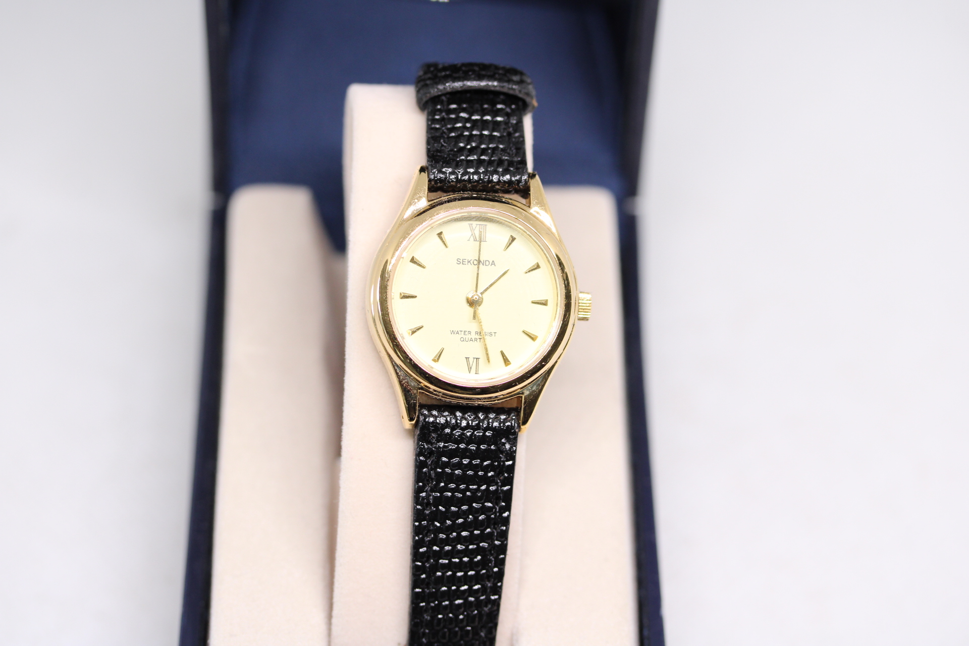 Ladies Sekonda Dress Watch in Box with Papers