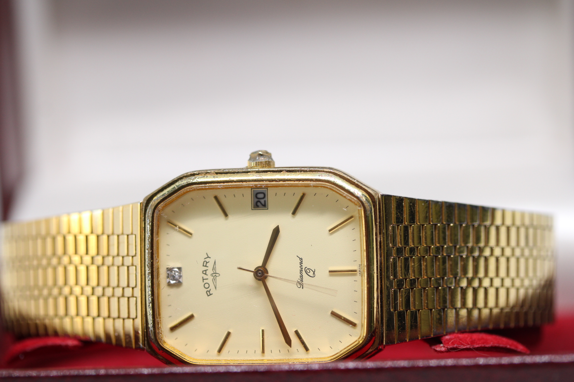 Rotary Diamond Gents Quartz Watch with Date in Box.