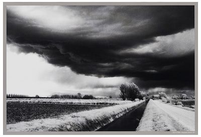 Elio Ciol (1929) Cielo e terra, 2005 Stampa offset su carta 35 x 50,9 cm (luce) 48 x 68 cm 