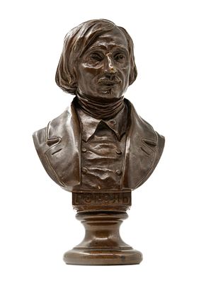 Бронзовый бюст Н.В. Гоголя. Россия, Санкт-Петербург. Бах Р.Р., 1886. Бронза, литье.
Размер: