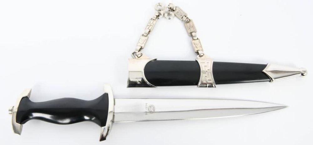 Lot 104: WWII German Officer M7/36 Dagger W/ Sheath