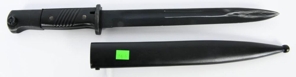Lot 254: German K98 Bayonet With Scabbard