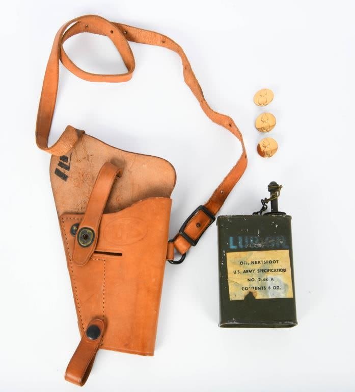 Lot 320: Lot of U.S. Military Items