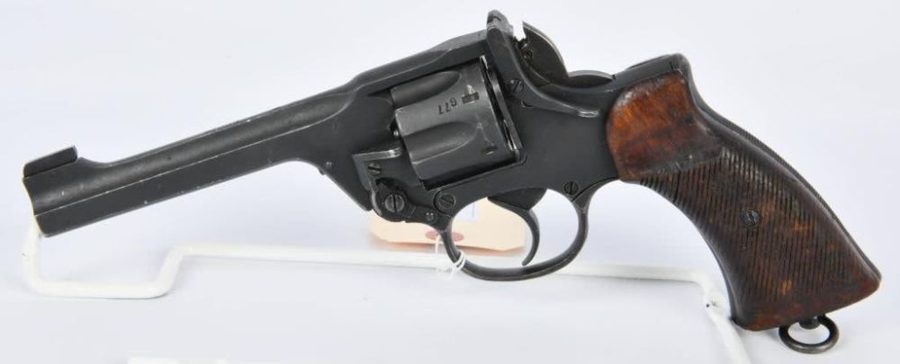 Lot 336: Albion Motors No 2 MK I* Enfield Revolver .38