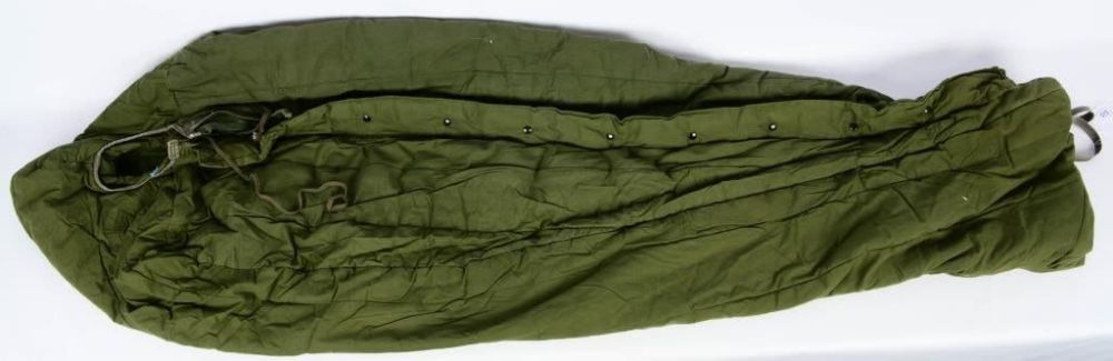 Lot 515: US Military GI Extreme Cold Mummy Sleeping Bag