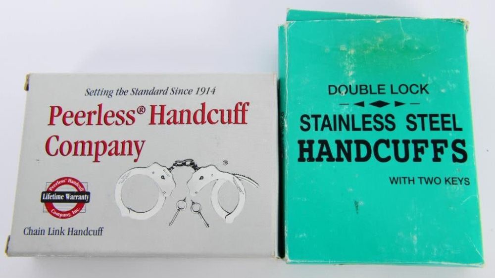 Lot 530: 2 Sets Of Vintage Handcuffs In The Original Box