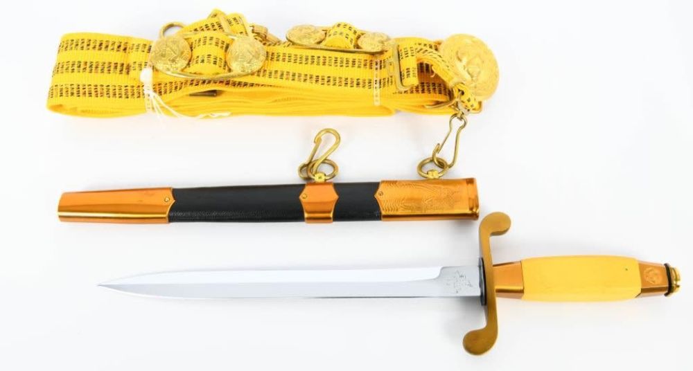 Lot 1187: Russian USSR Navy Dagger Hanger and Belt MINT