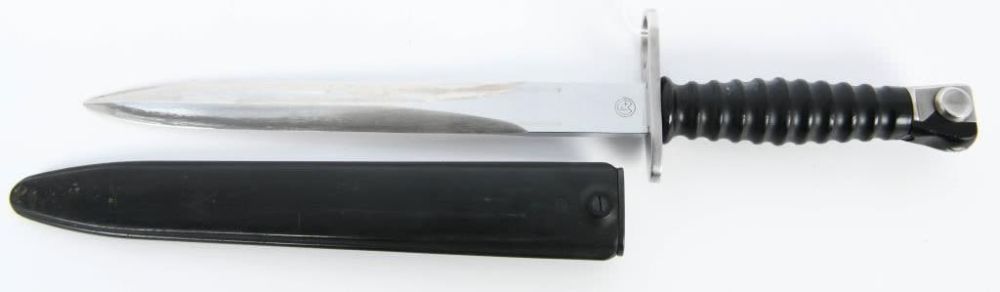 Lot 1373: Swiss Army M1957 Military Bayonet & Scabbard