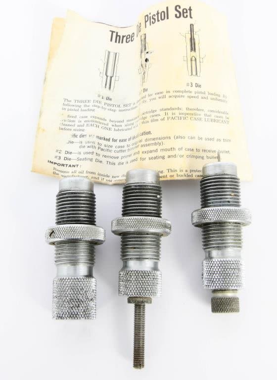 Lot 1400: Pacific Carbide 3 Die Set for .38/.357